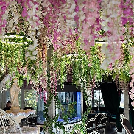 Viktoriya Family Hotel Restaurant Complex เคียฟ ภายนอก รูปภาพ
