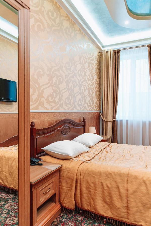 Viktoriya Family Hotel Restaurant Complex เคียฟ ภายนอก รูปภาพ
