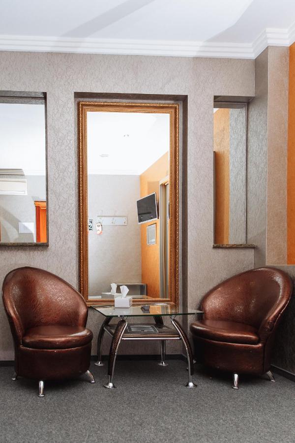 Viktoriya Family Hotel Restaurant Complex เคียฟ ภายนอก รูปภาพ