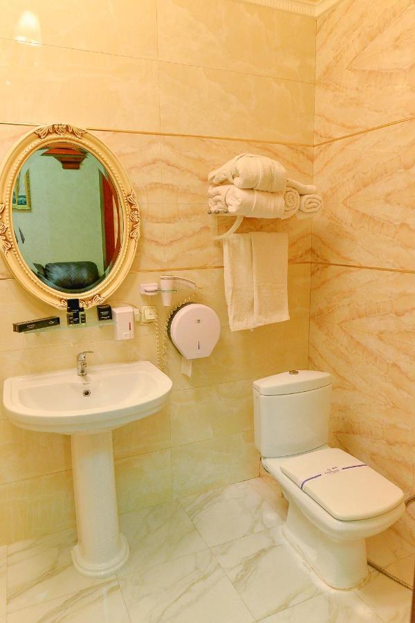 Viktoriya Family Hotel Restaurant Complex เคียฟ ภายนอก รูปภาพ
