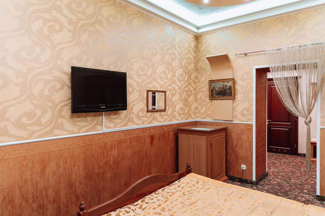 Viktoriya Family Hotel Restaurant Complex เคียฟ ภายนอก รูปภาพ