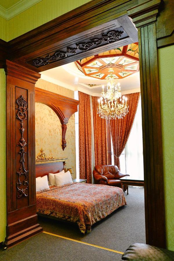 Viktoriya Family Hotel Restaurant Complex เคียฟ ภายนอก รูปภาพ